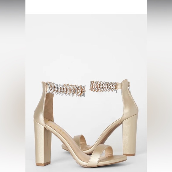 Lulus - Picture 7 of 7